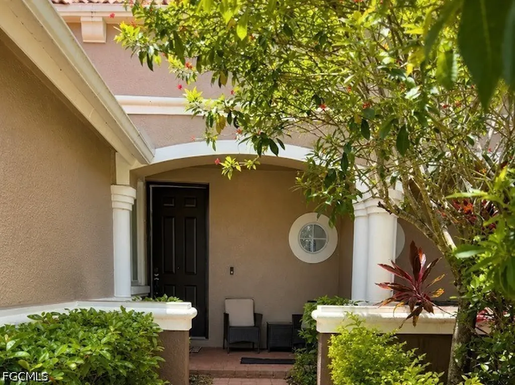 9575 Roundstone Circle Fort Myers FL 33967