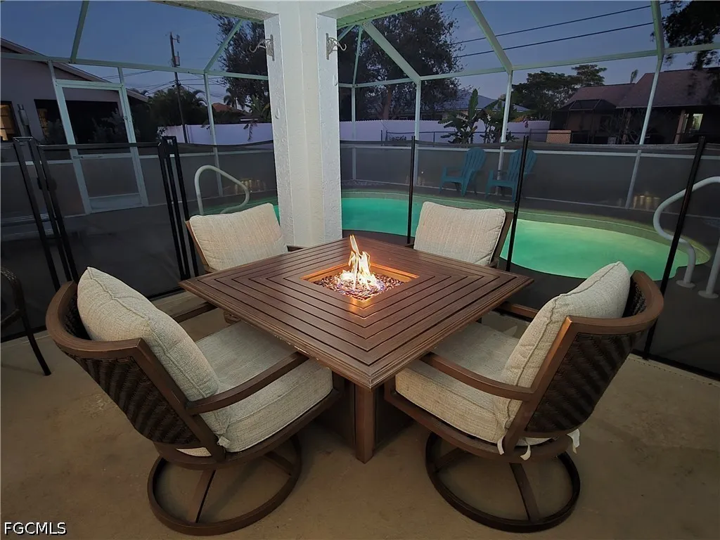 505 SE 9th Place Cape Coral FL 33990