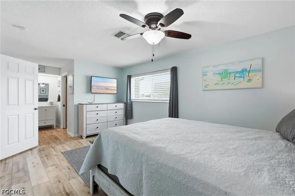4928 Vincennes Street Cape Coral FL 33904