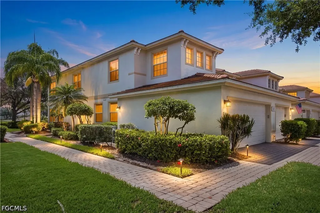 3010 Meandering Way Fort Myers FL 33905