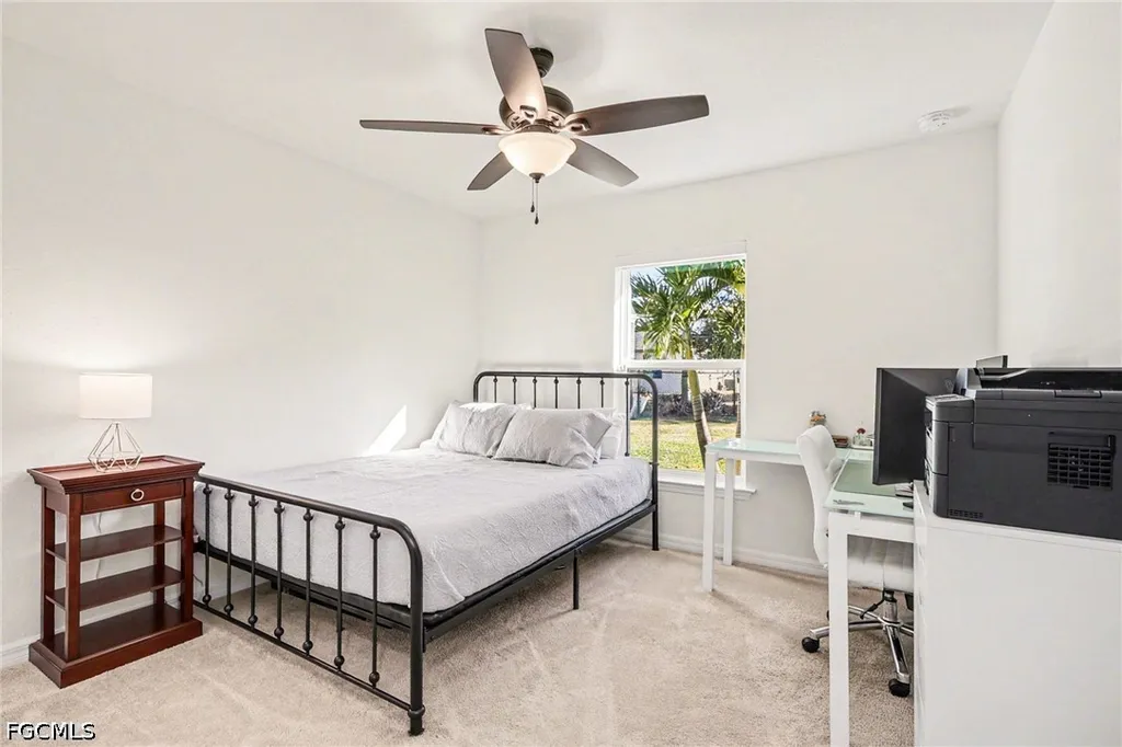 318 NW 4th Street Cape Coral FL 33993
