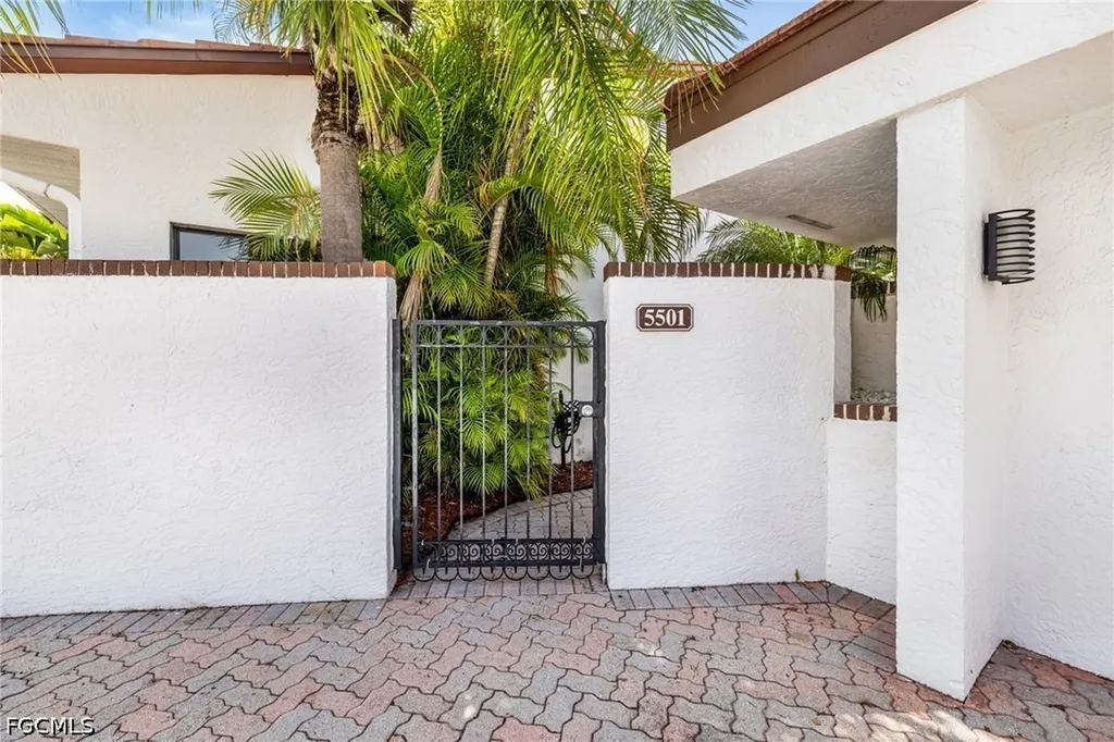 5501 Harbour Castle Drive Fort Myers FL 33907