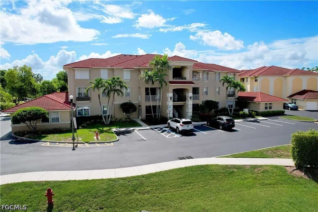 Cape Coral FL, 1524 SW 50th Street, Unit 204