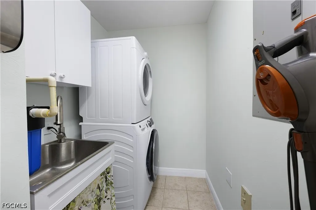 1524 SW 50th Street Cape Coral FL 33914