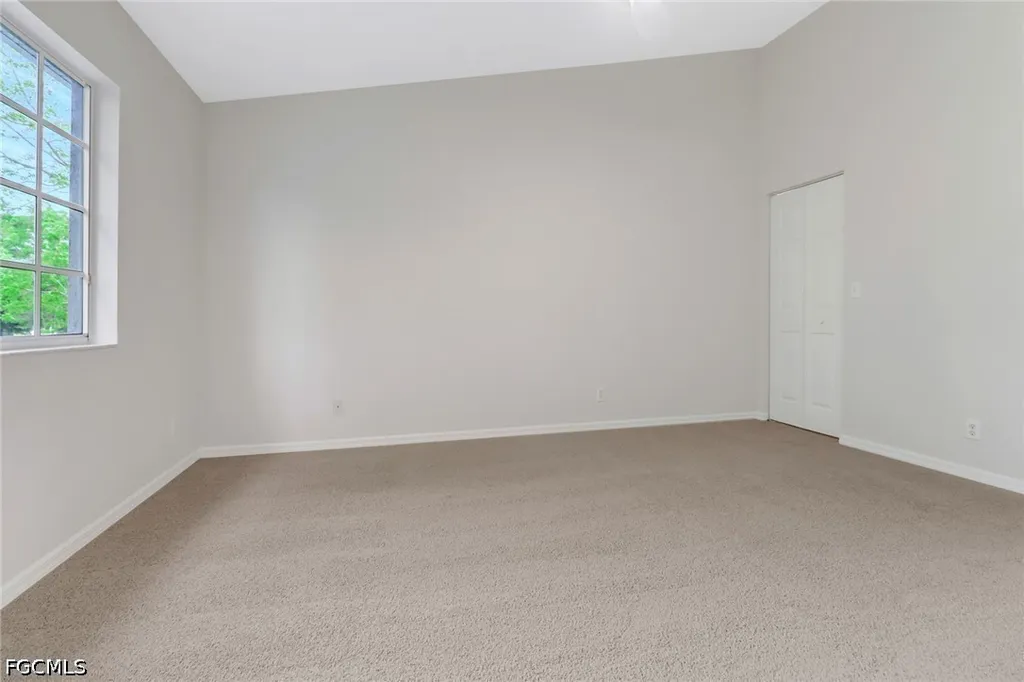 8189 Pacific Beach Drive Fort Myers FL 33966