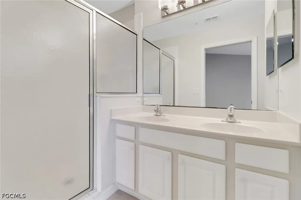 8189 Pacific Beach Drive Fort Myers FL 33966