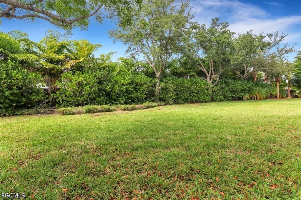8189 Pacific Beach Drive Fort Myers FL 33966