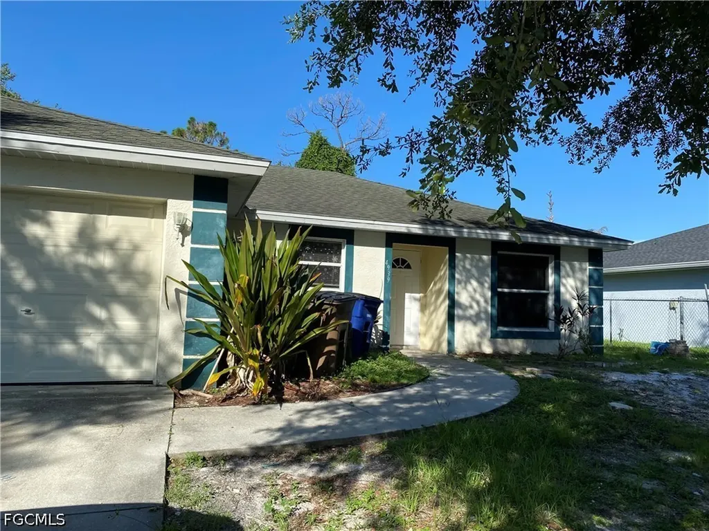 4939 Leonard Boulevard S Lehigh Acres FL 33973