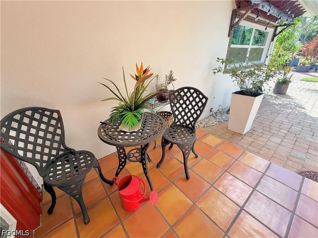 2702 Mcgregor Boulevard Fort Myers FL 33901
