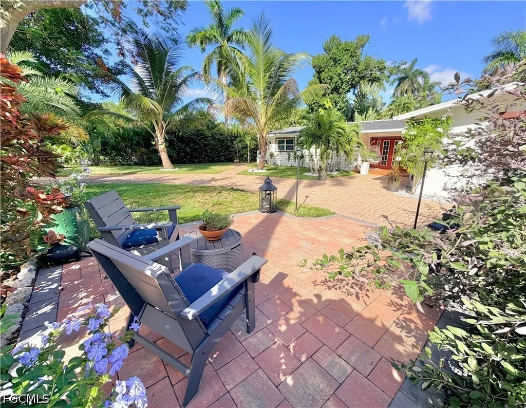 2702 Mcgregor Boulevard Fort Myers FL 33901