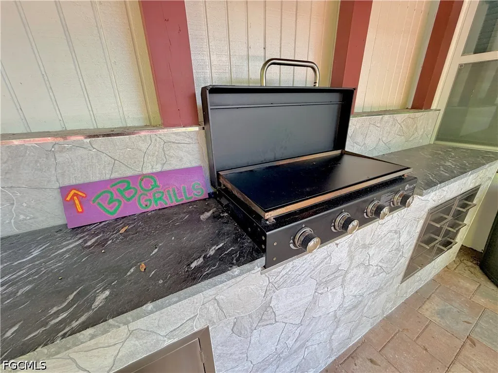2702 Mcgregor Boulevard Fort Myers FL 33901