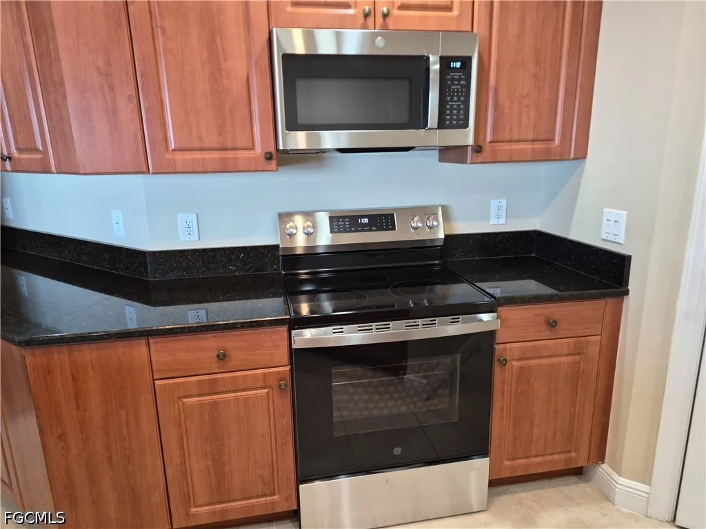 2743 1st Street Fort Myers FL 33916