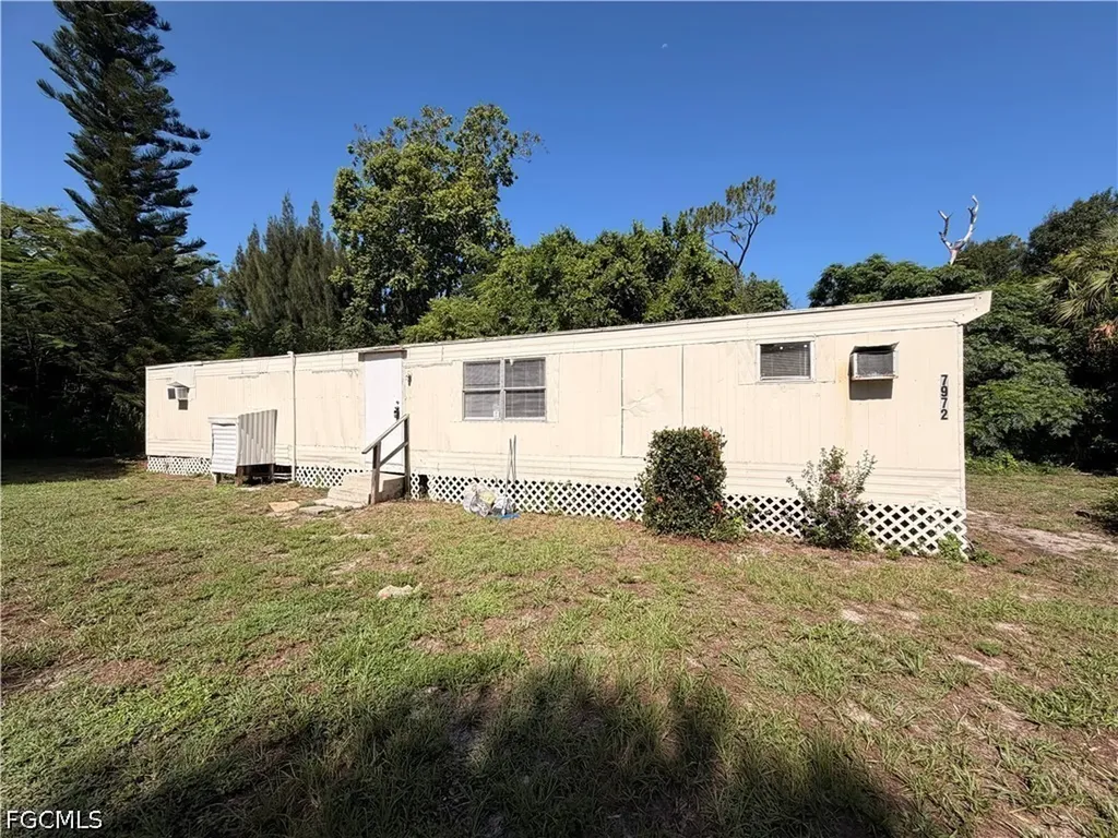 7962 Breeze Drive North Fort Myers FL 33917