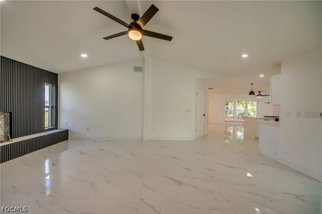 1124 NW 1st Place Cape Coral FL 33993