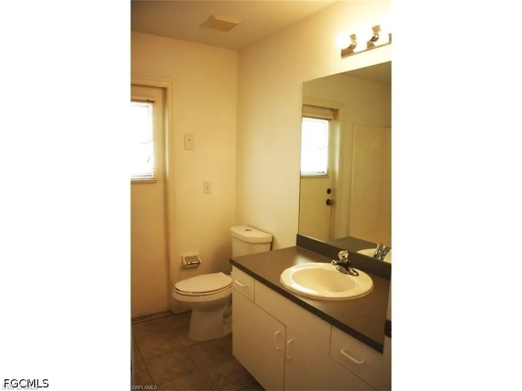 2114 SW 39th Street Cape Coral FL 33914