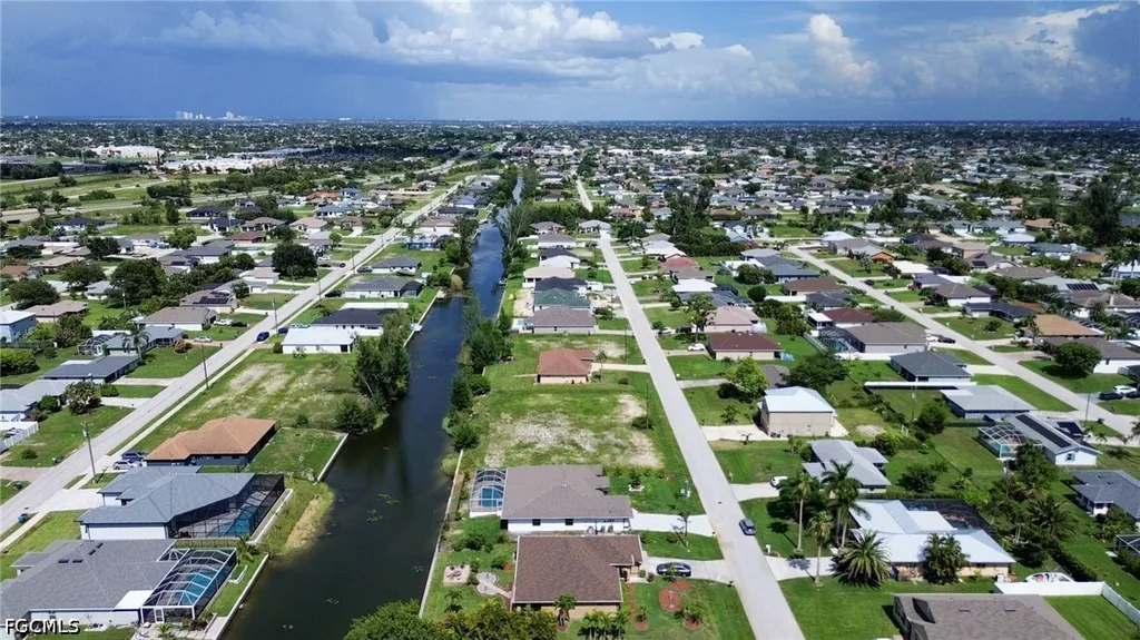 619 SW 26th Terrace Cape Coral FL 33914