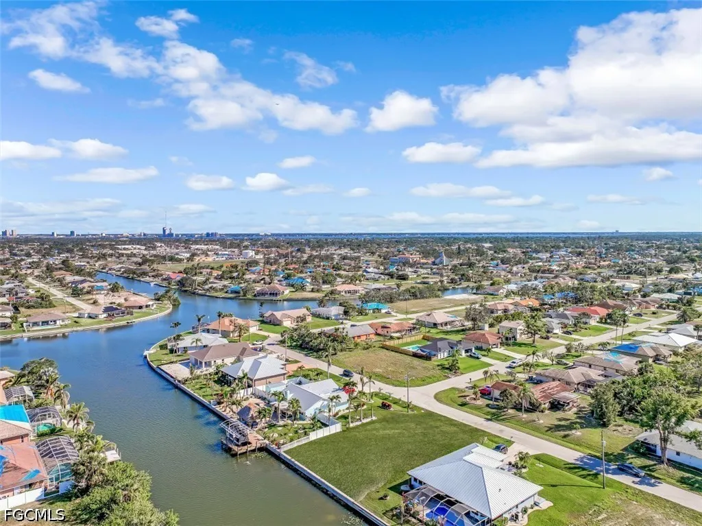 2011 NE 2nd Street Cape Coral FL 33909