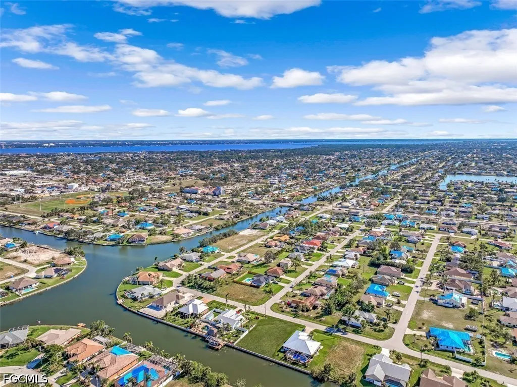 2011 NE 2nd Street Cape Coral FL 33909