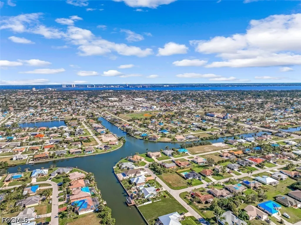 2011 NE 2nd Street Cape Coral FL 33909