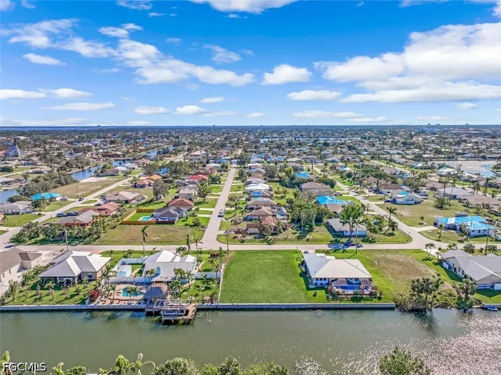 2011 NE 2nd Street Cape Coral FL 33909