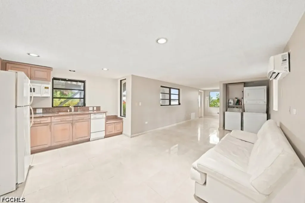 154 Redwing Road Tavernier FL 33070