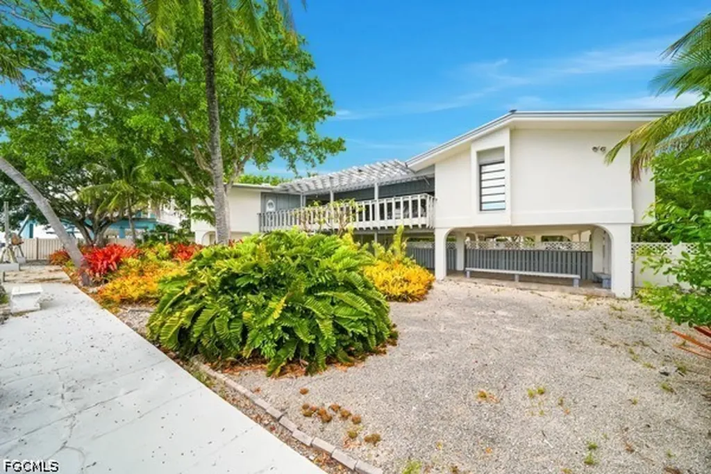 154 Redwing Road Tavernier FL 33070