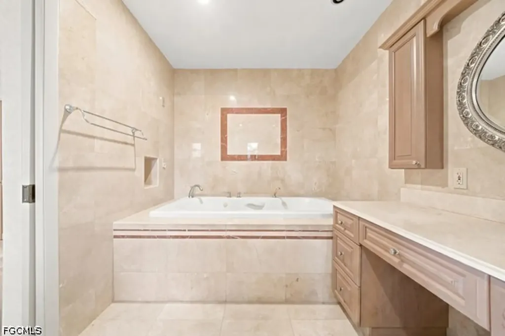 154 Redwing Road Tavernier FL 33070