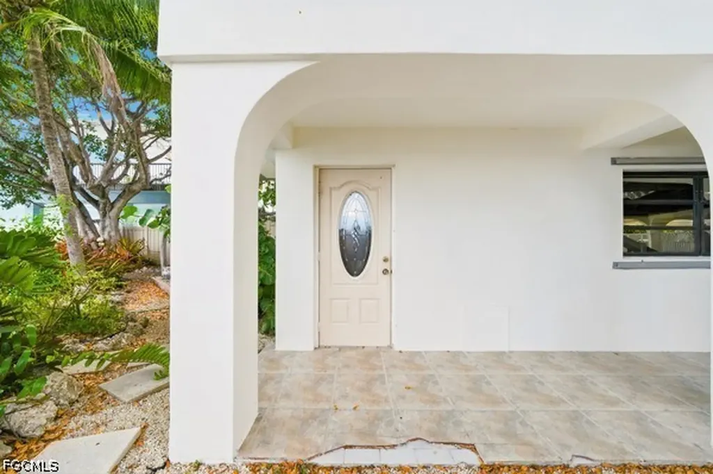 154 Redwing Road Tavernier FL 33070