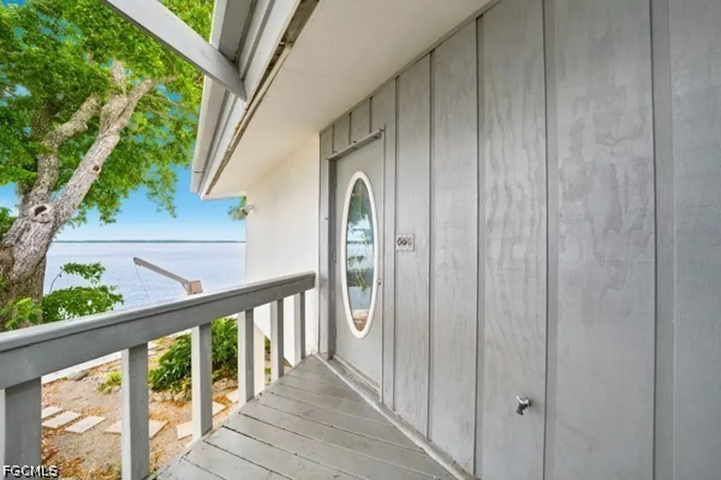 154 Redwing Road Tavernier FL 33070