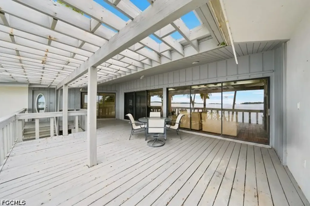 154 Redwing Road Tavernier FL 33070