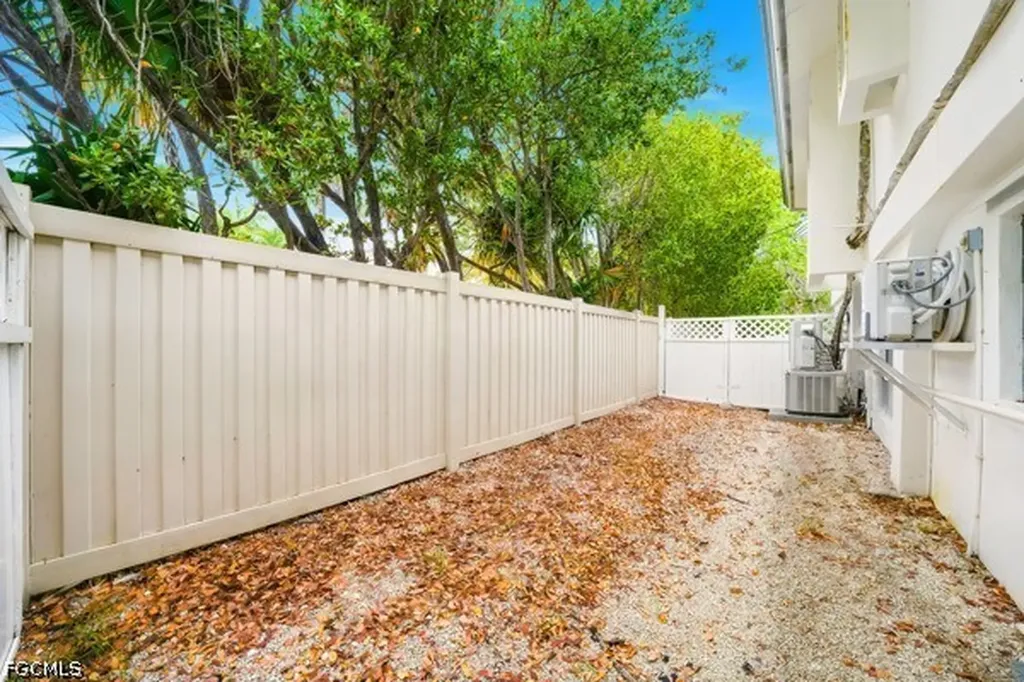 154 Redwing Road Tavernier FL 33070
