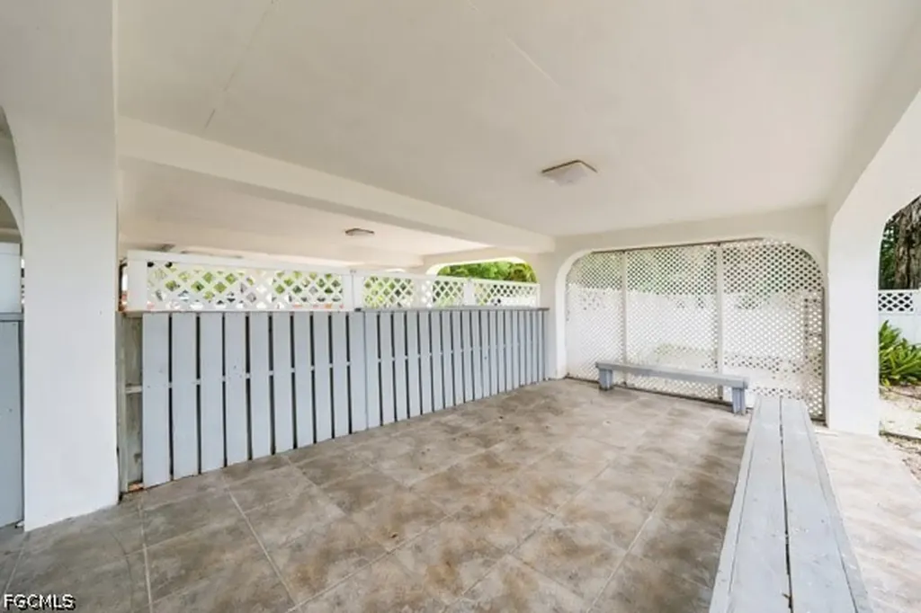 154 Redwing Road Tavernier FL 33070