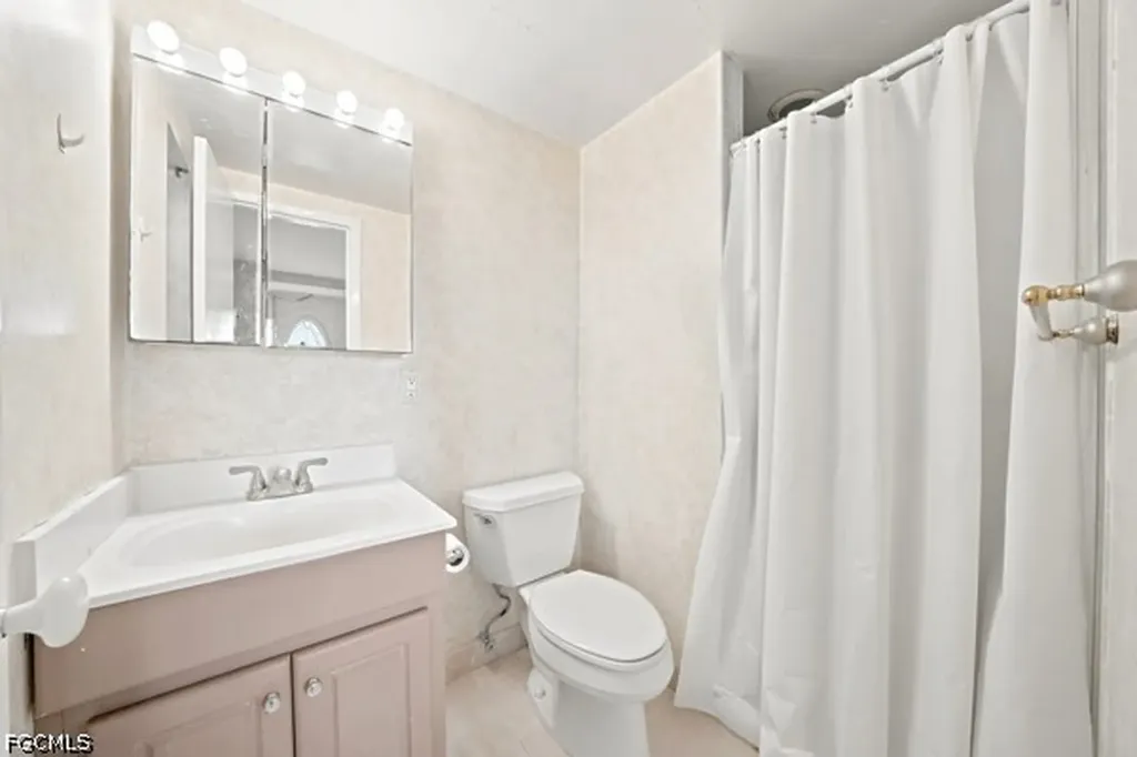 154 Redwing Road Tavernier FL 33070