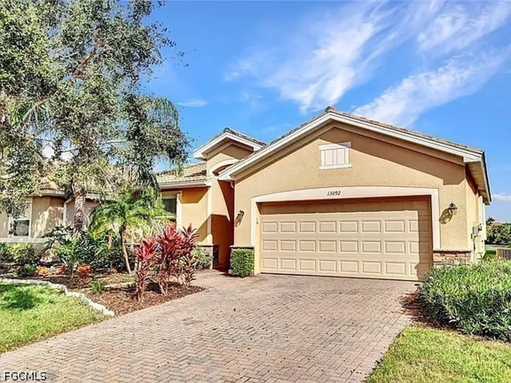 13092 Silver Thorn Loop North Fort Myers FL 33903