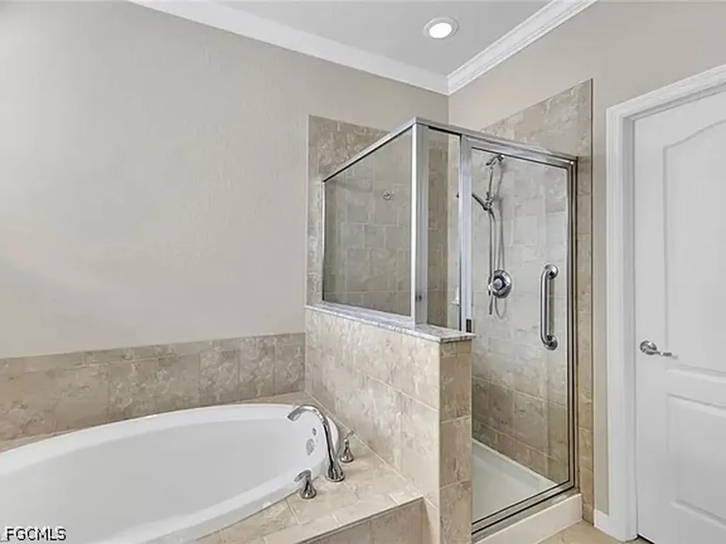 13092 Silver Thorn Loop North Fort Myers FL 33903