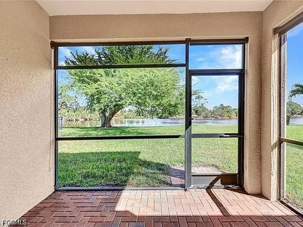 13092 Silver Thorn Loop North Fort Myers FL 33903