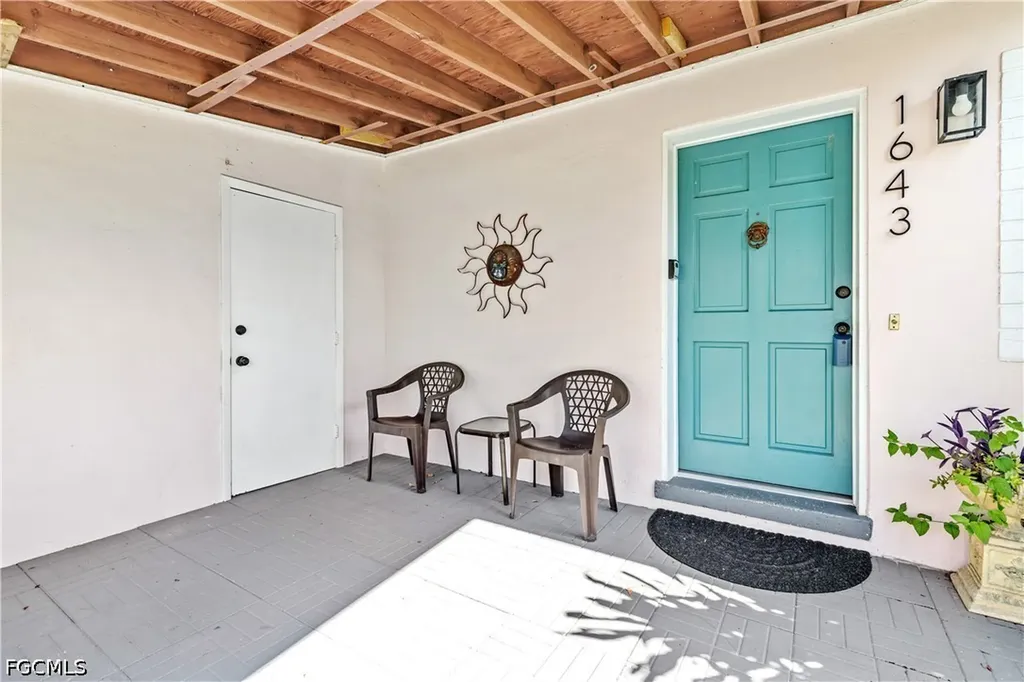 1643 Ricardo Avenue Fort Myers FL 33901