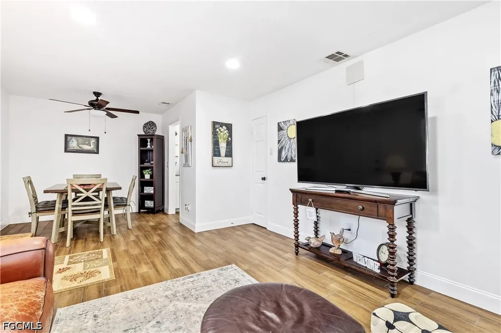 1643 Ricardo Avenue Fort Myers FL 33901