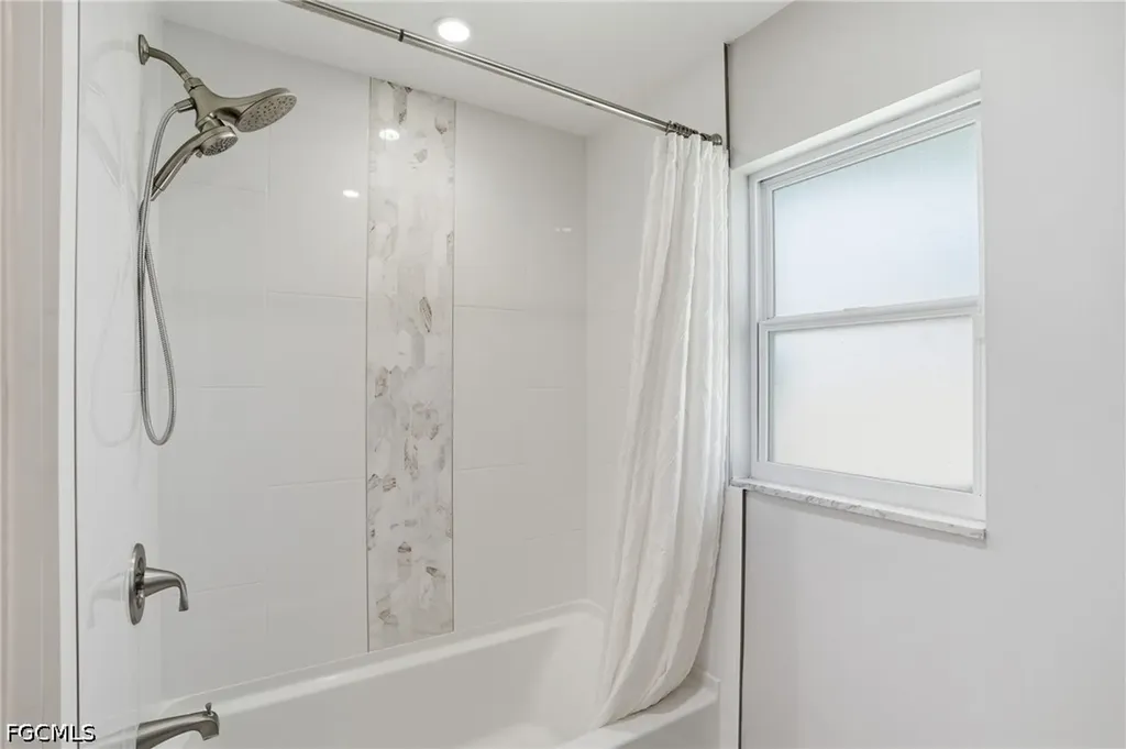 405 Prather Drive Fort Myers FL 33919