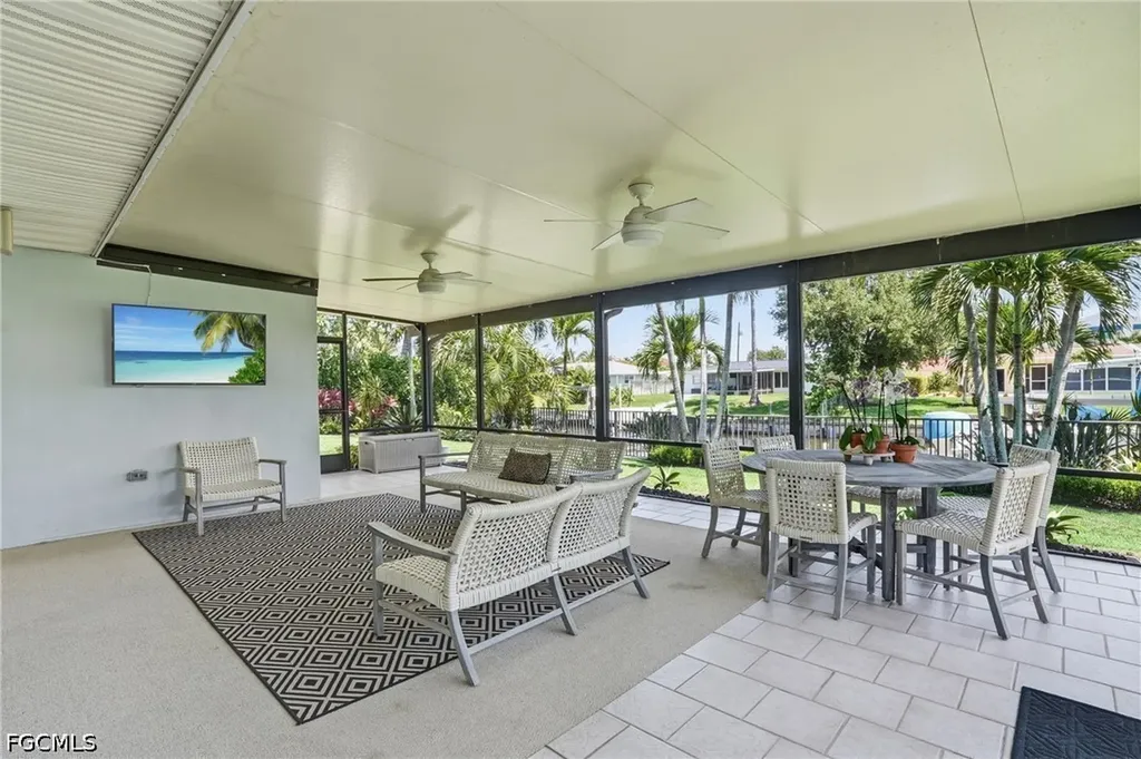405 Prather Drive Fort Myers FL 33919