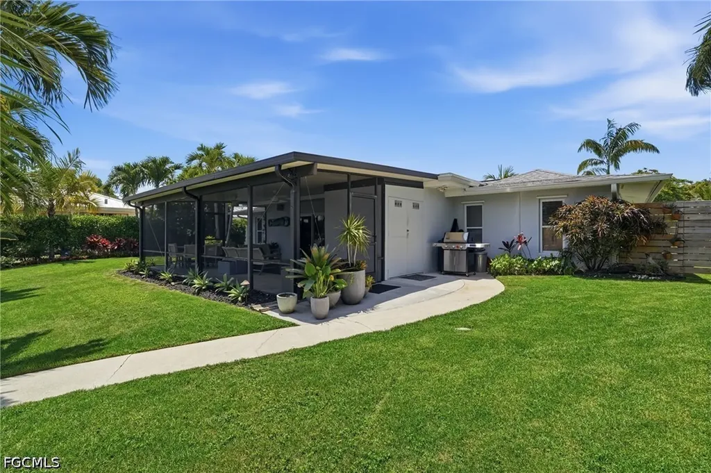 405 Prather Drive Fort Myers FL 33919