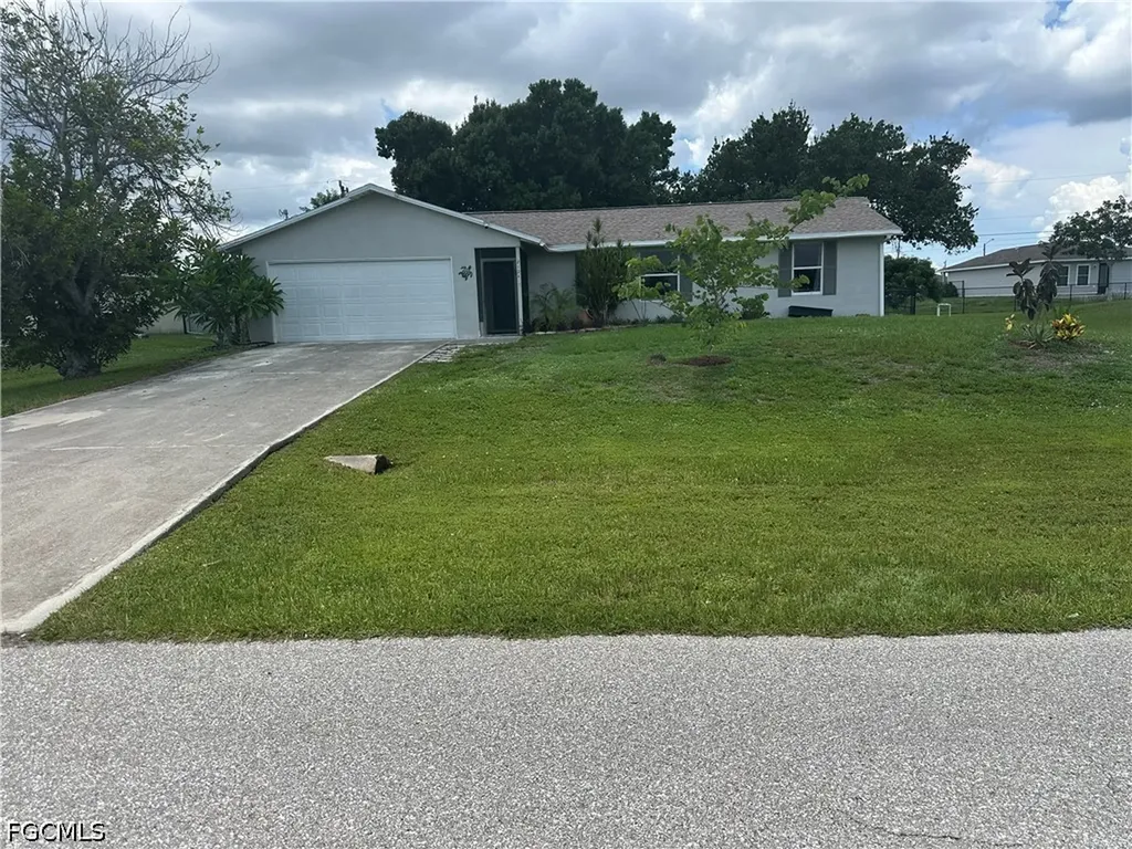 Cape Coral FL, 2124 NE 7th Place