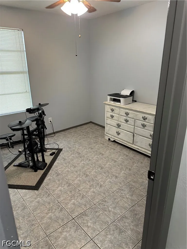 2124 NE 7th Place Cape Coral FL 33909