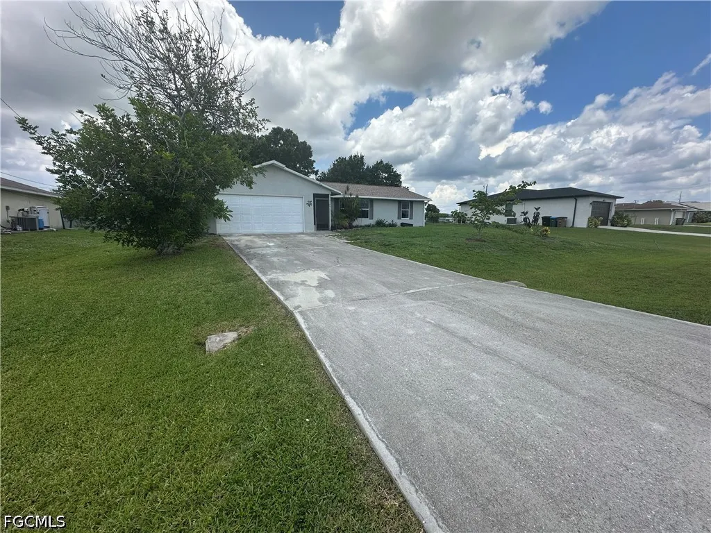 2124 NE 7th Place Cape Coral FL 33909