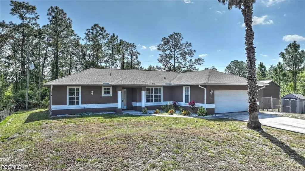 1708 Hibiscus Avenue Lehigh Acres FL 33972