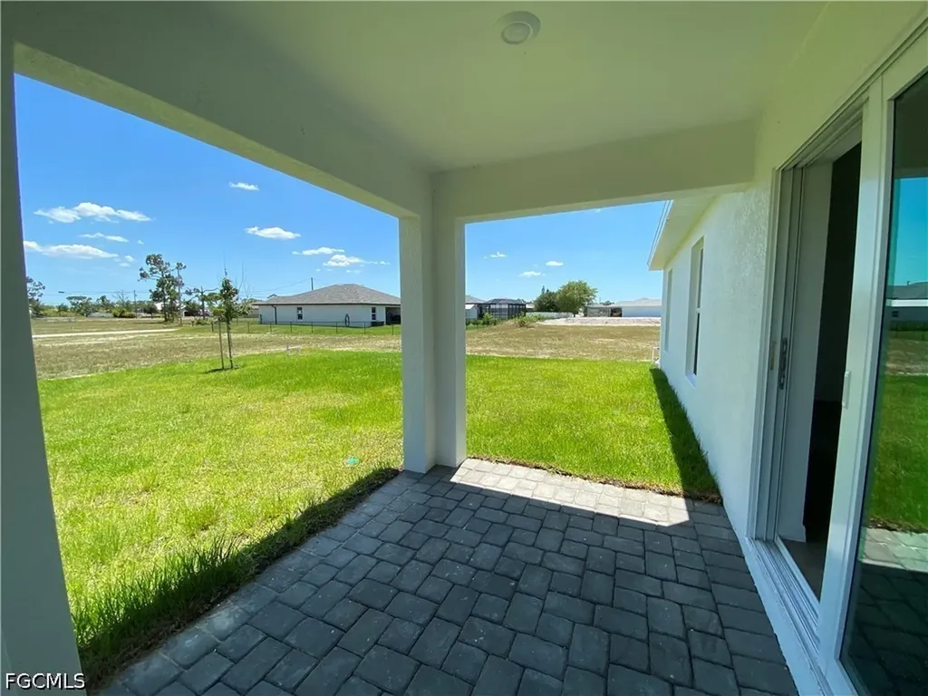 1906 Jacaranda Parkway W Cape Coral FL 33993