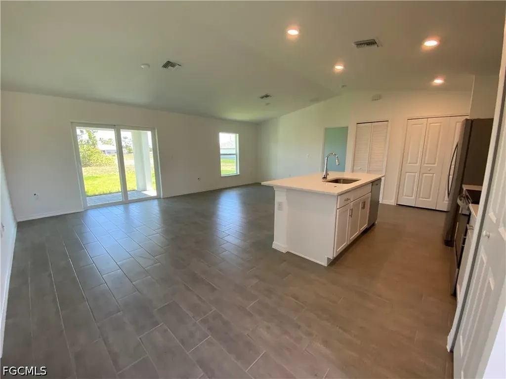 1906 Jacaranda Parkway W Cape Coral FL 33993