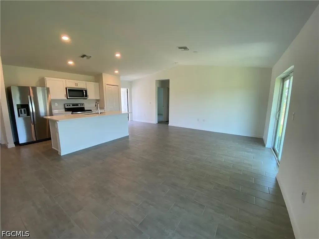1906 Jacaranda Parkway W Cape Coral FL 33993