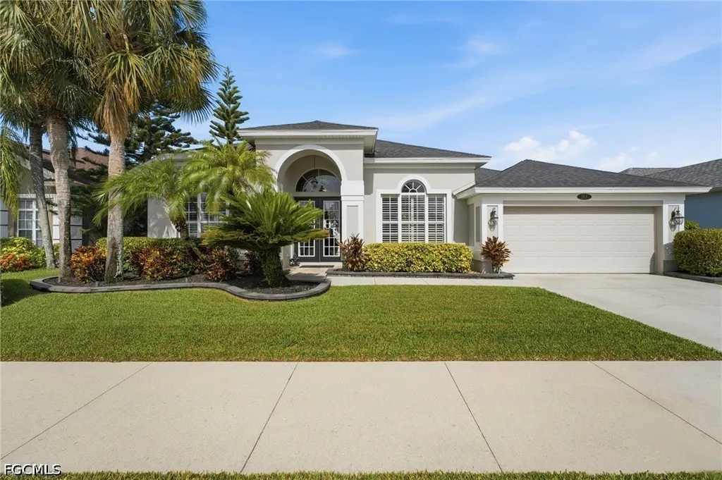 193 Skipping Stone Lane Naples FL 34119
