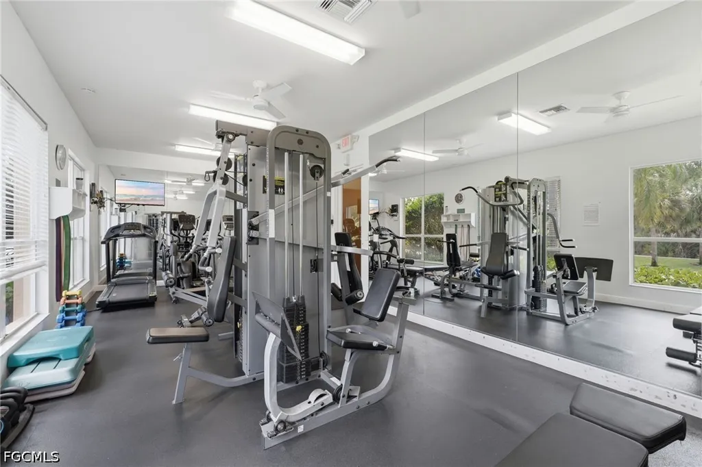 193 Skipping Stone Lane Naples FL 34119